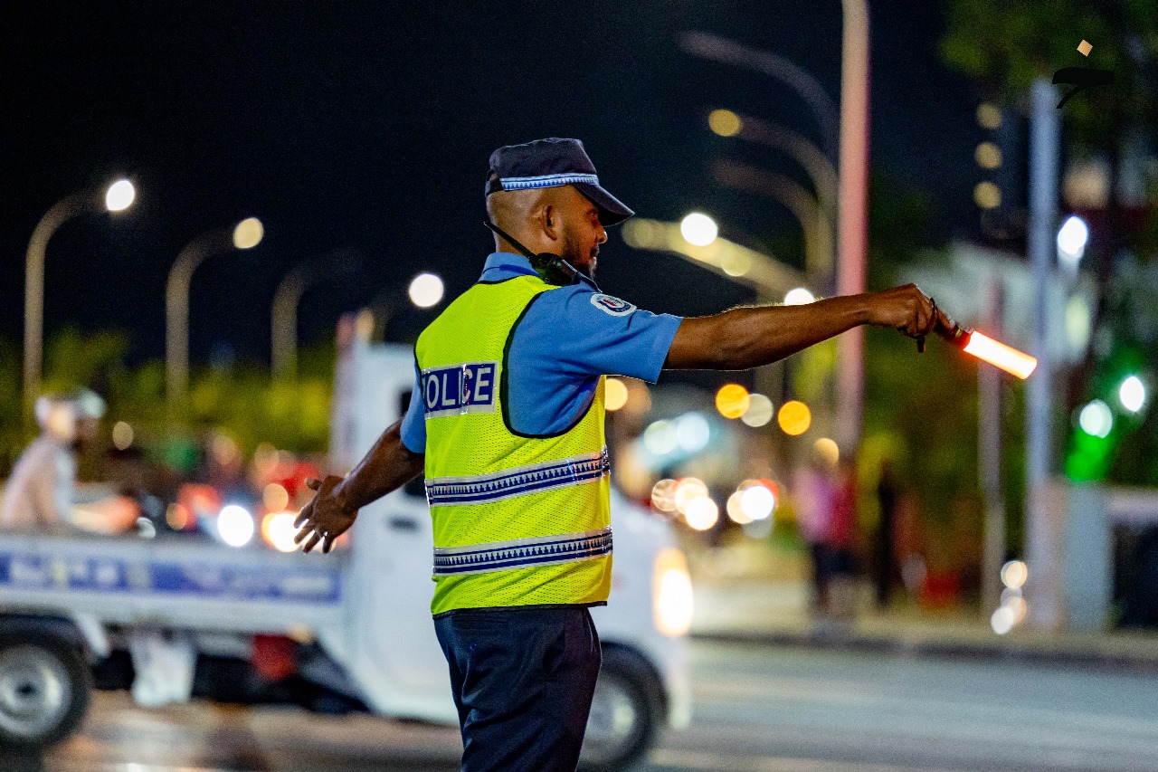 މީހަކު ރަހީނުކޮށް އިނގިލި ބުރިކޮށްލި މައްސަލައިގައި އެމްއެންޑީއެފްގެ ދެމީހުން ހައްޔަރުކޮށްފި