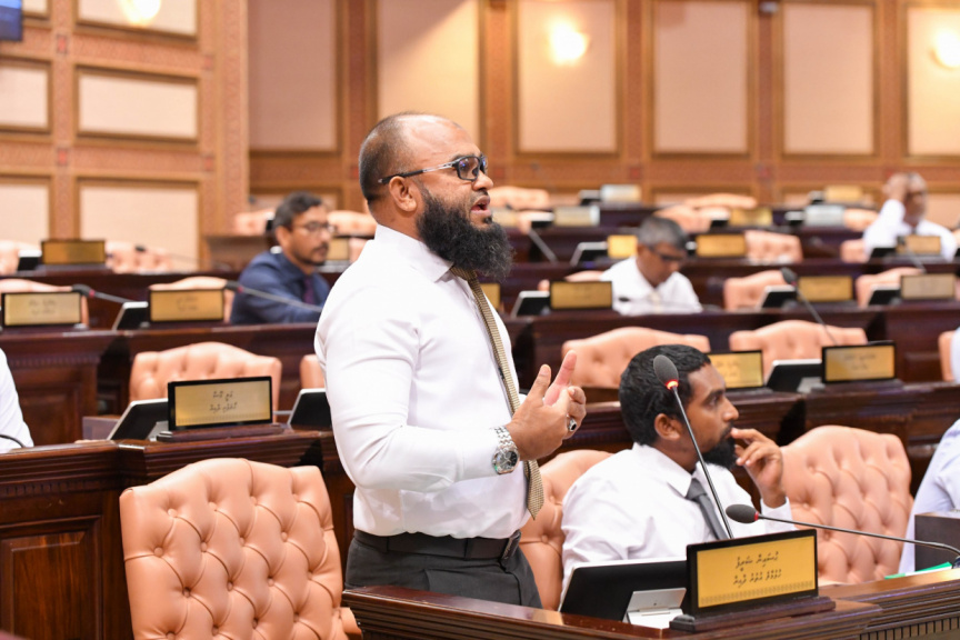 ރައީސް މުއިއްޒުގެ މާލިމީކަމުގައި ފެނިގެންދަނީ އިންތިޚާބުތައް ކާމިޔާބުކުރާ މަންޒަރު : ހުސެއިން ޝަރީފް