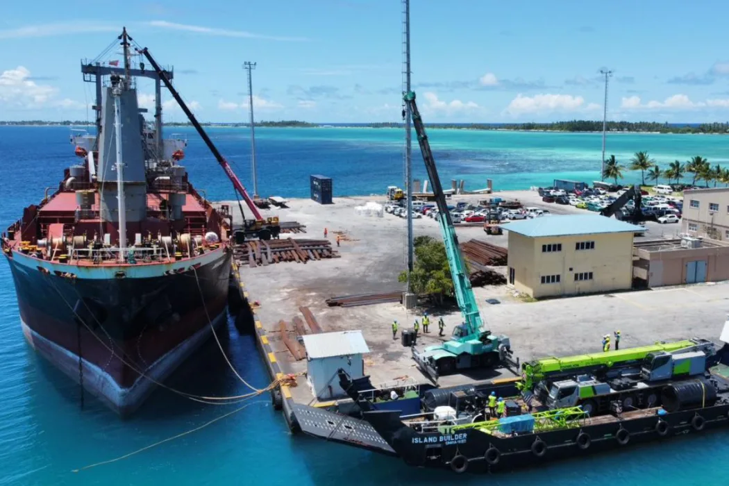 އިންޑިއާގެ ޓުޓިކޮރިން އިން އައްޑޫއަށް މުދާ ގެންނަ "އެމްވީ ނިއުމަތު" އަންނަ ބުދަ ދުވަހު ހިިތަދޫ ރީޖަނަލް ޕޯޓަށް