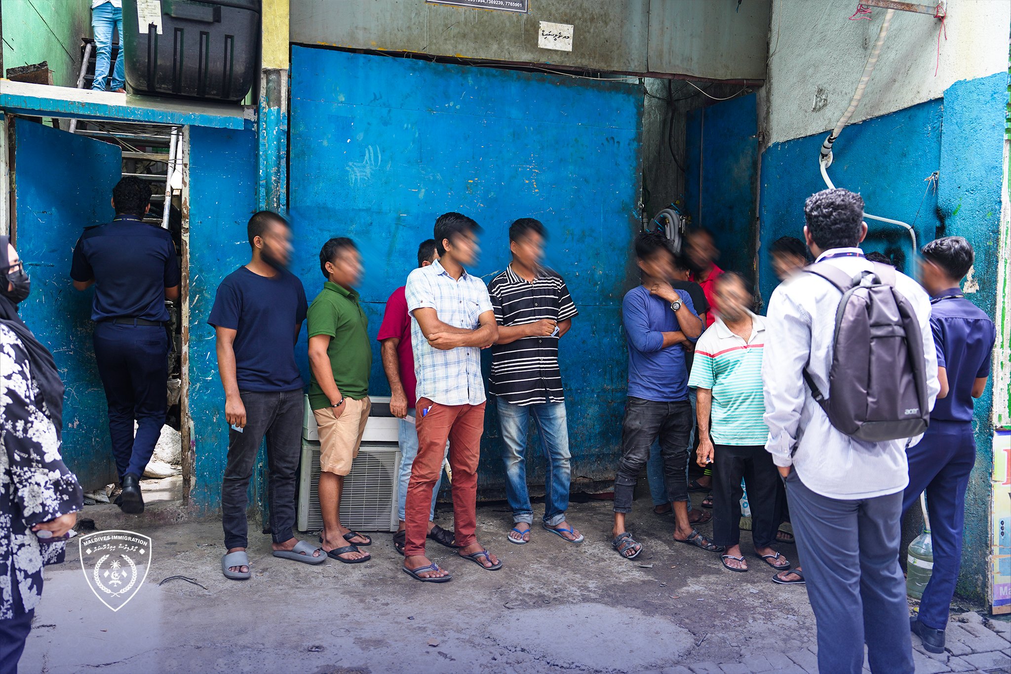 ބިދޭސީން ދިރިއުޅޭ ޤަވާއިދާ ޚިލާފު ތަންތަނަށް އަމާޒުކޮށް ބޮޑު އޮޕަރޭޝަނެއް