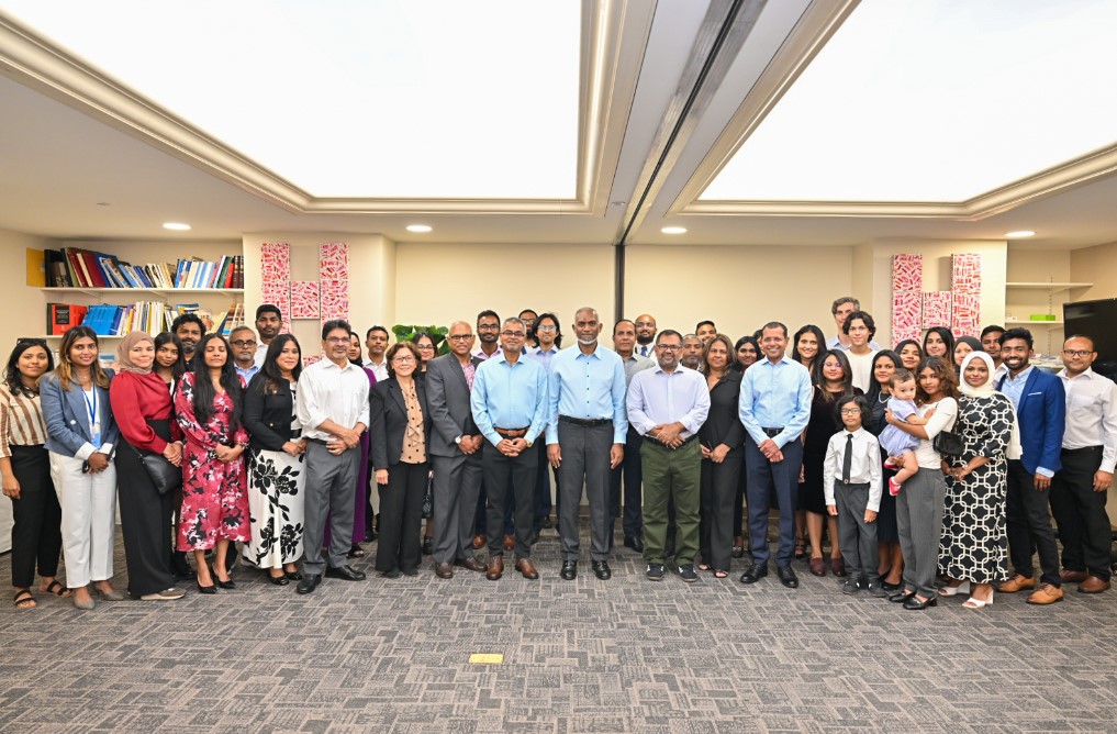 ރައީސް، އެމެރިކާގައި އުޅޭ ދިވެހިންނާއި ބައްދަލުކުރައްވައިފި
