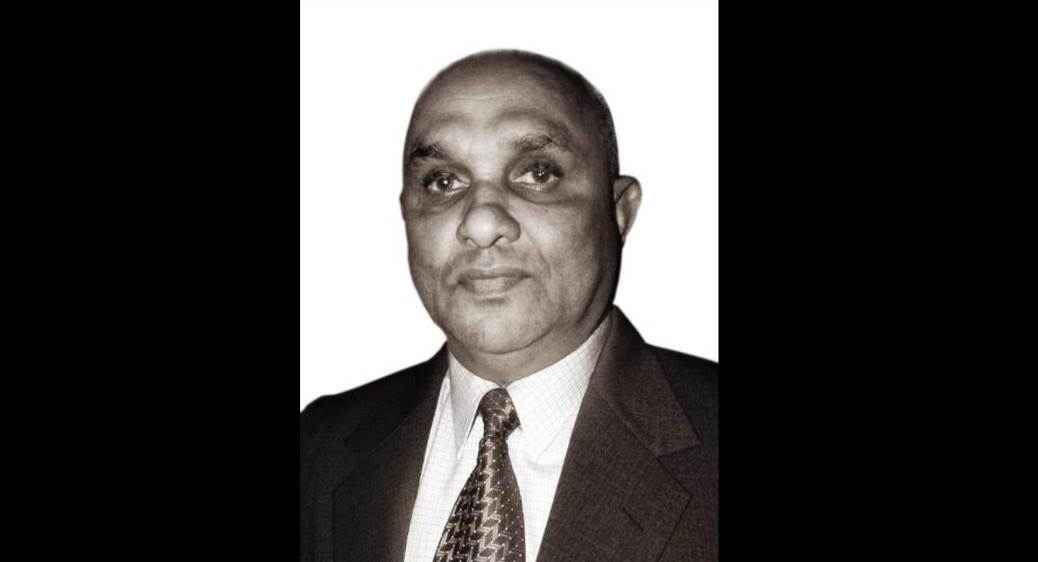 ރައްޔިތުންގެ މަޖިލީހުގެ ކުރީގެ މެންބަރު ޢަބްދުލްޢަޒީޒް ޢަބްދުﷲ އަވަހާރަވުމާ ގުޅިގެން ރައީސް ތަޢުޒިޔާ ވިދާޅުވެއްޖެ