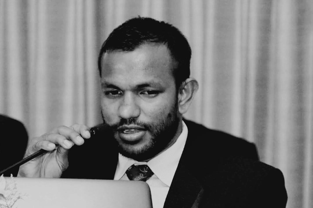 ނަޒާޙަތްތެރިކަމާއި ޚިދުމަތްތެރިކަމުގެ މިސާލެއް