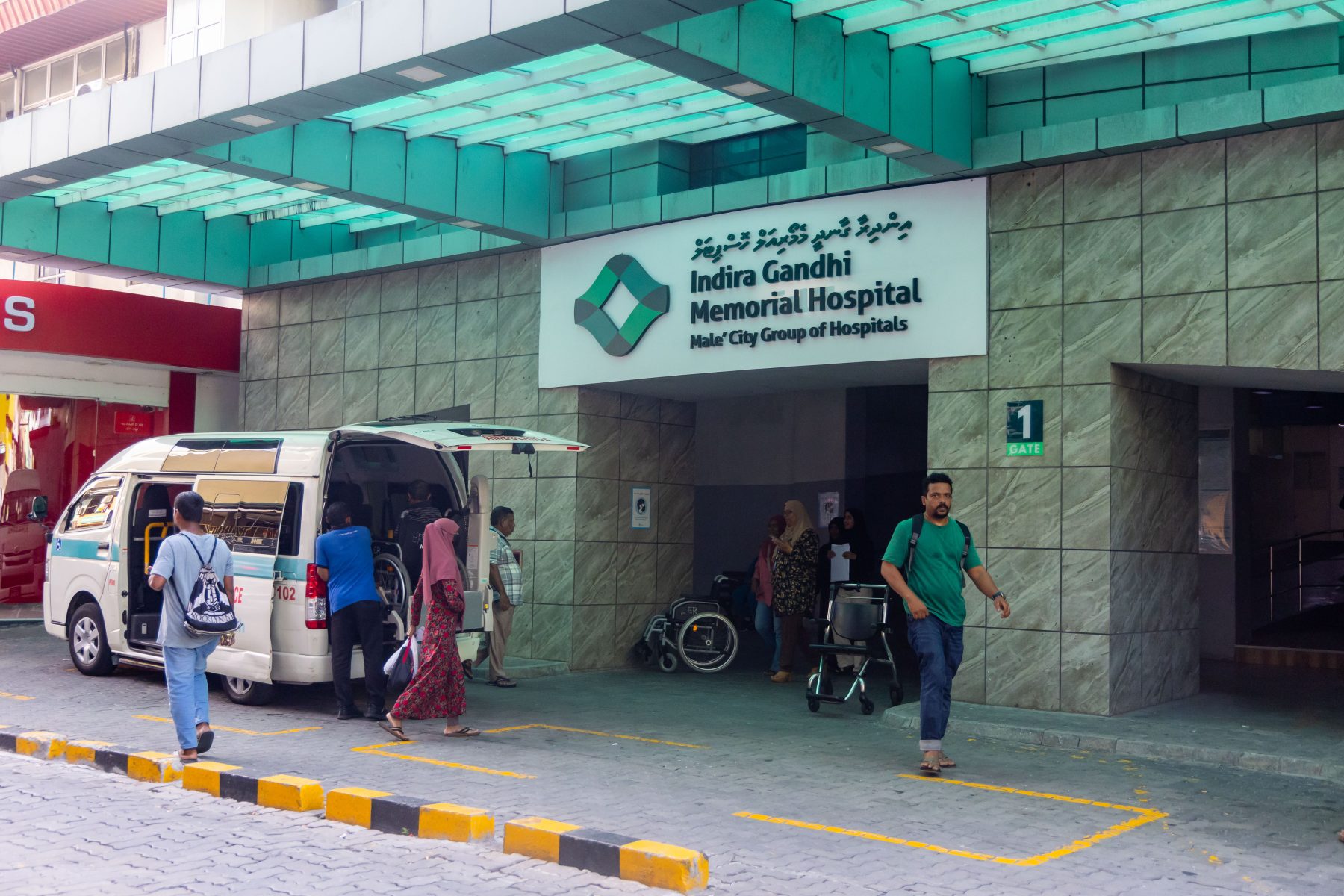 ހުޅުމާލޭގައި ހިނގި އެކްސިޑެންޓުގައި އަނިޔާވި 2 މީހަކު ވެންޓިލޭޓަރުގައި ފަރުވާދެނީ