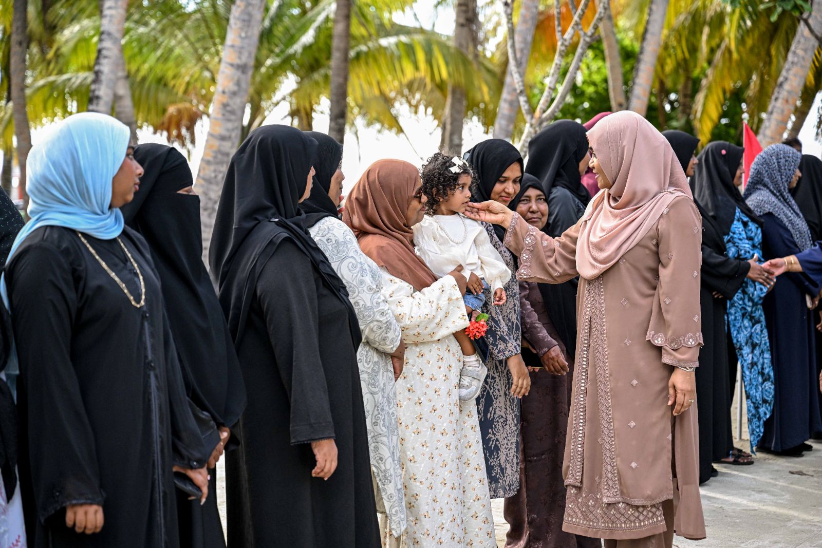 ފަސްޓް ލޭޑީ ސާޖިދާ މުހައްމަދު ފ. ދަރަނބޫދޫ އަށް ވަޑައިގަތުން