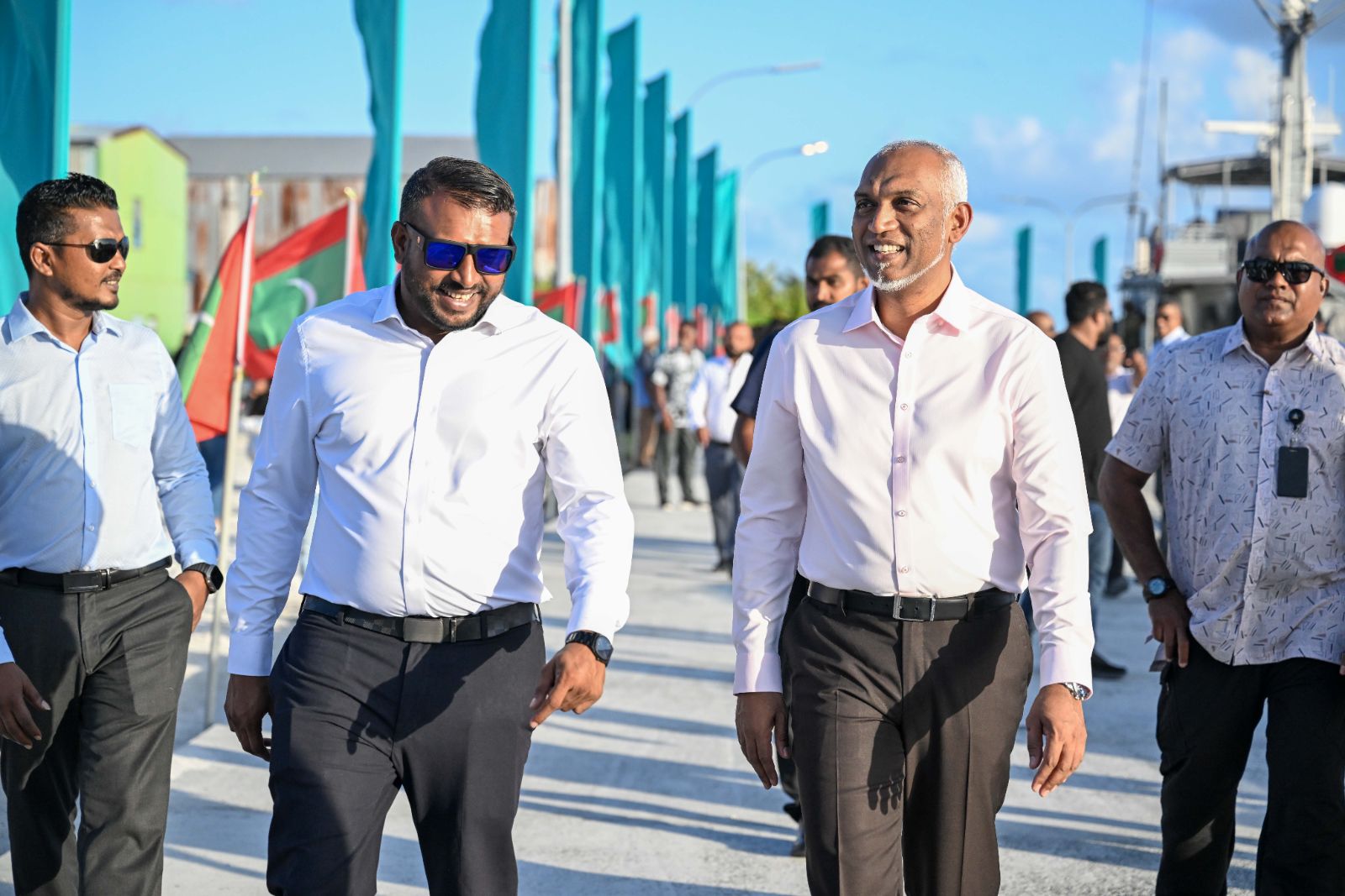 ރައީސްގެ ދެކަނބަލުން ދ. މީދޫއަށް ވަޑައިގަތުން